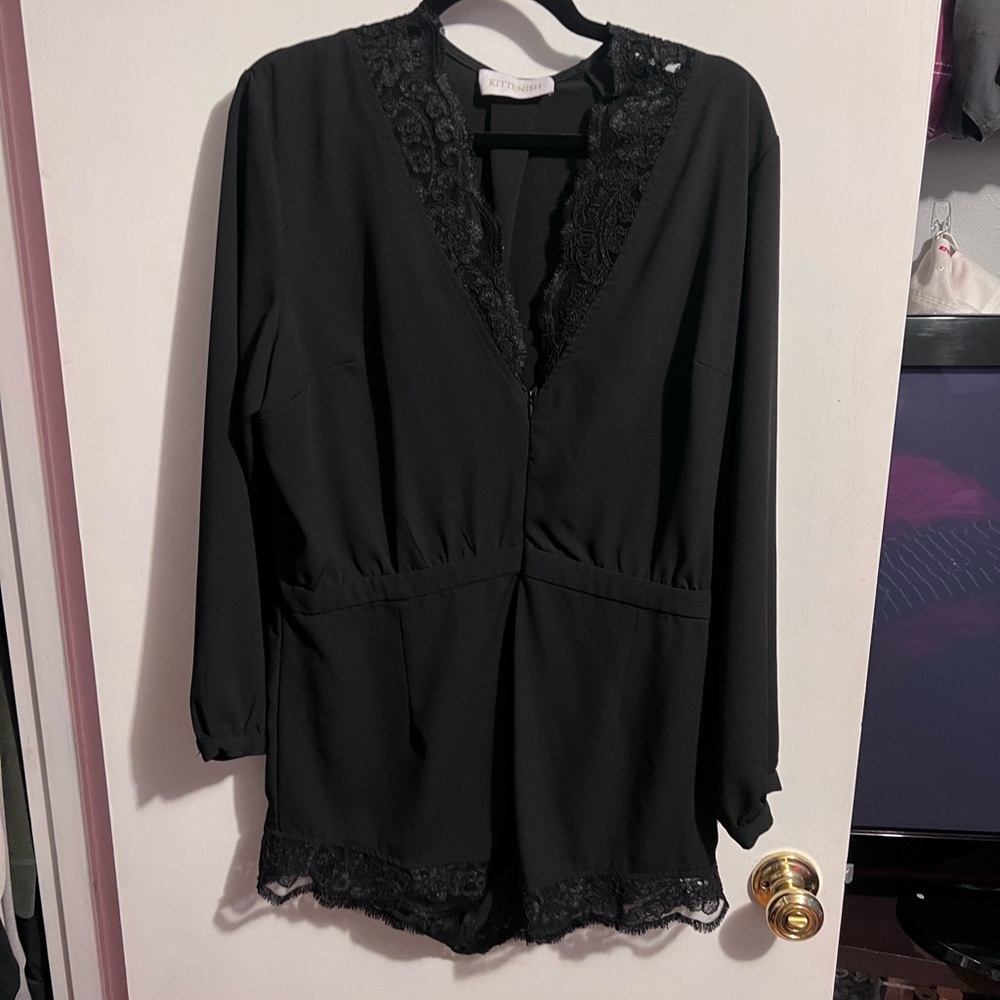 Kittenish Black Lace Trim Robe